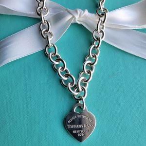 Classic Heart tag link bracelet